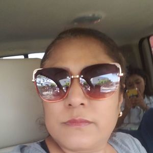 Meet your Posher, Rosaura